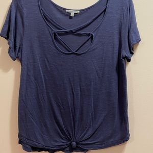 Juniors Charlotte Russe Tee w/ tie knot in front